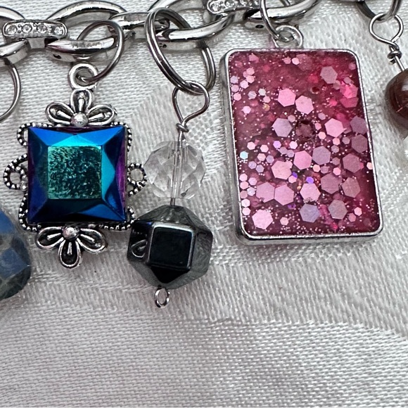 Handmade Charm Bracelet Repurposed Silver Tone Chain 4343 - Picture 3 of 12